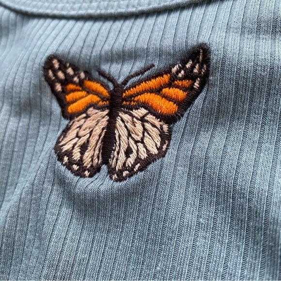 3 for $40 ✨ Embroidered Butterfly Long Sleeve Lettuce Hem Baby Tee - Picture 6 of 7
